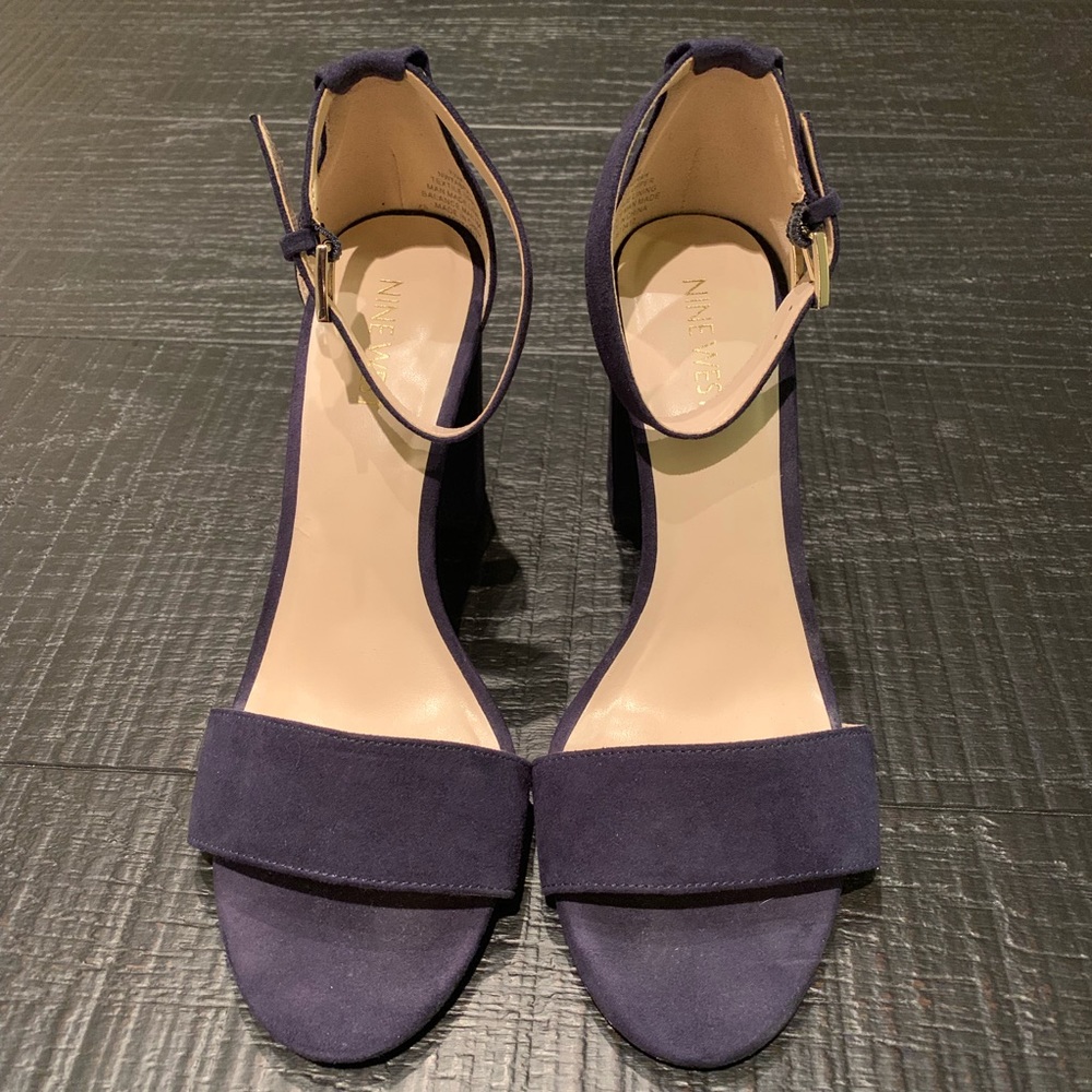 Nine West Navy Pumps